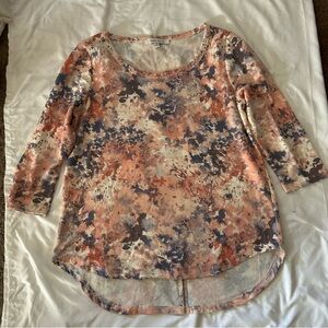 Rose & Olive Multicolor Lavender and Peach Abstract 3/4 Length Sleeve Top